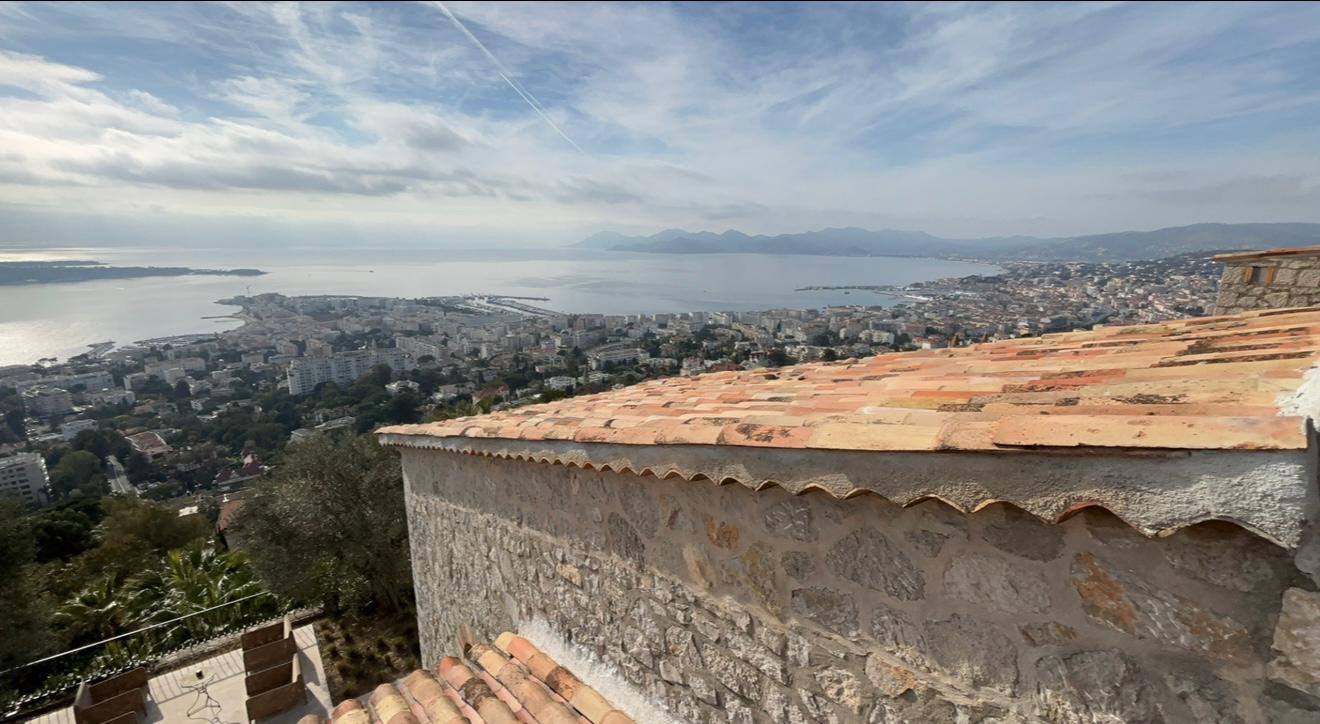 Réalisation toiture MG Toiture Antibes — chantier 1